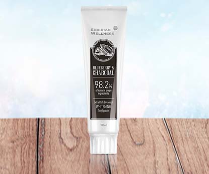 Effective beauty – Extra Rich Botanical Blueberry & Charcoal toothpaste for naturally white enamel available now for order in Germany